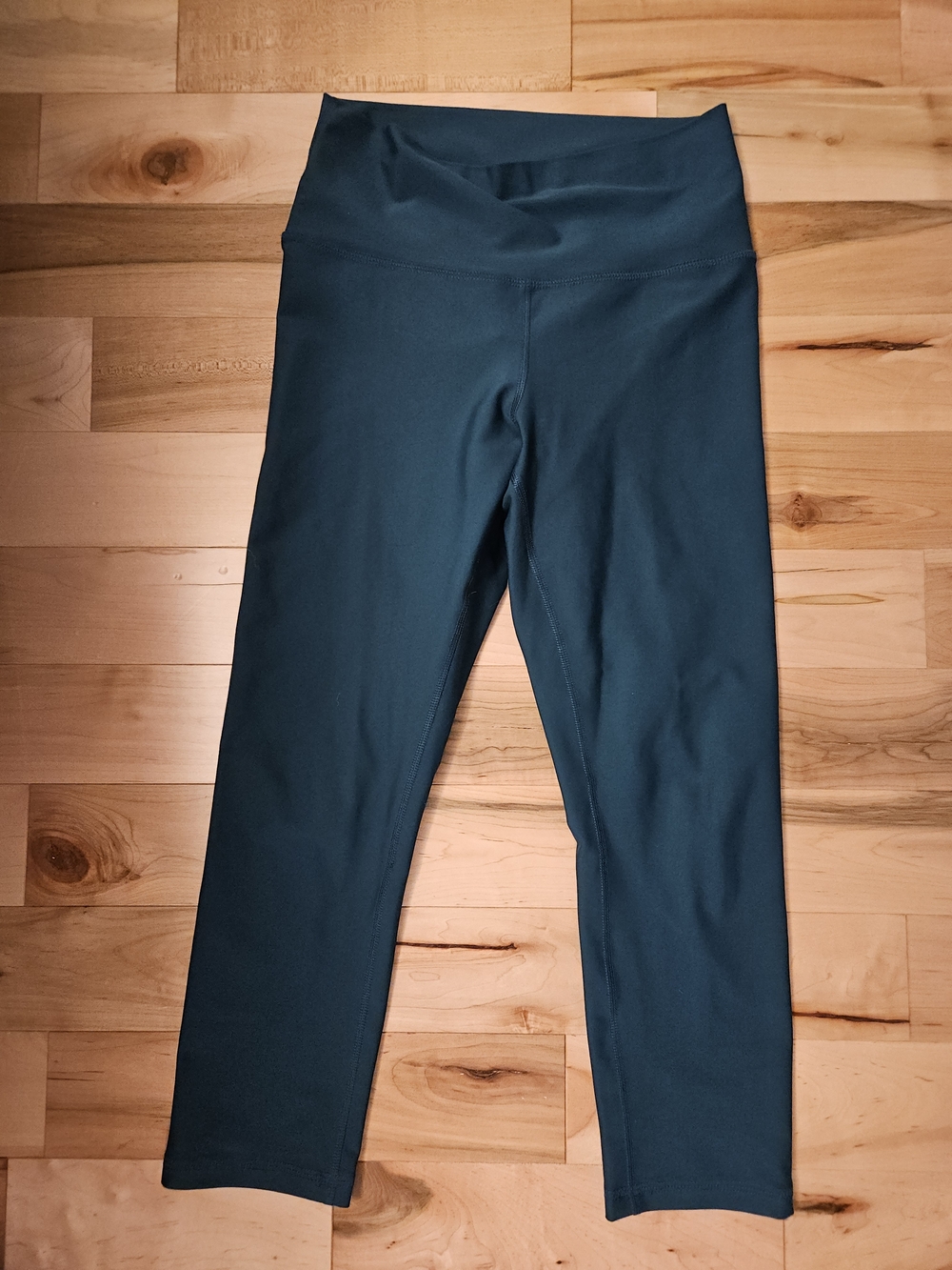 Old Navy High-Waisted PowerSoft Crop Leggings